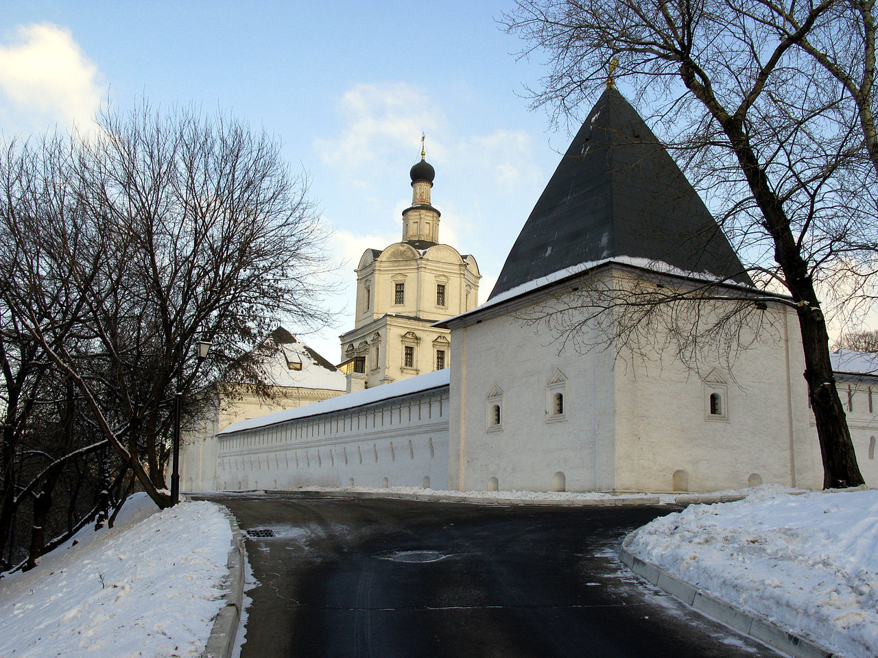 Andronikov_Monastery